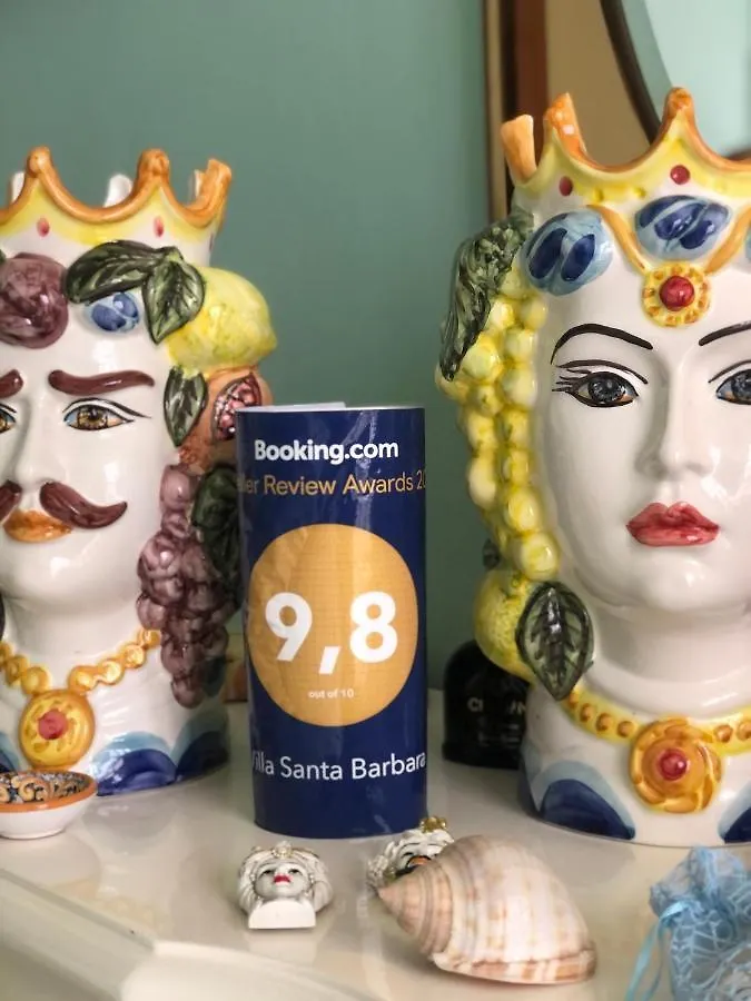 Villa Santa Barbara أفولا