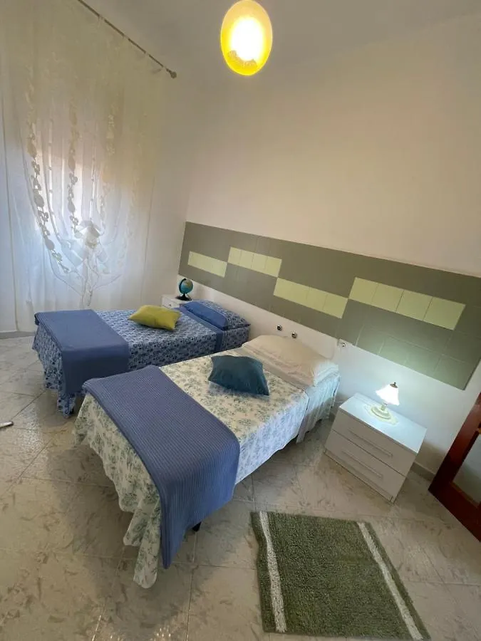 Villa Santa Barbara أفولا