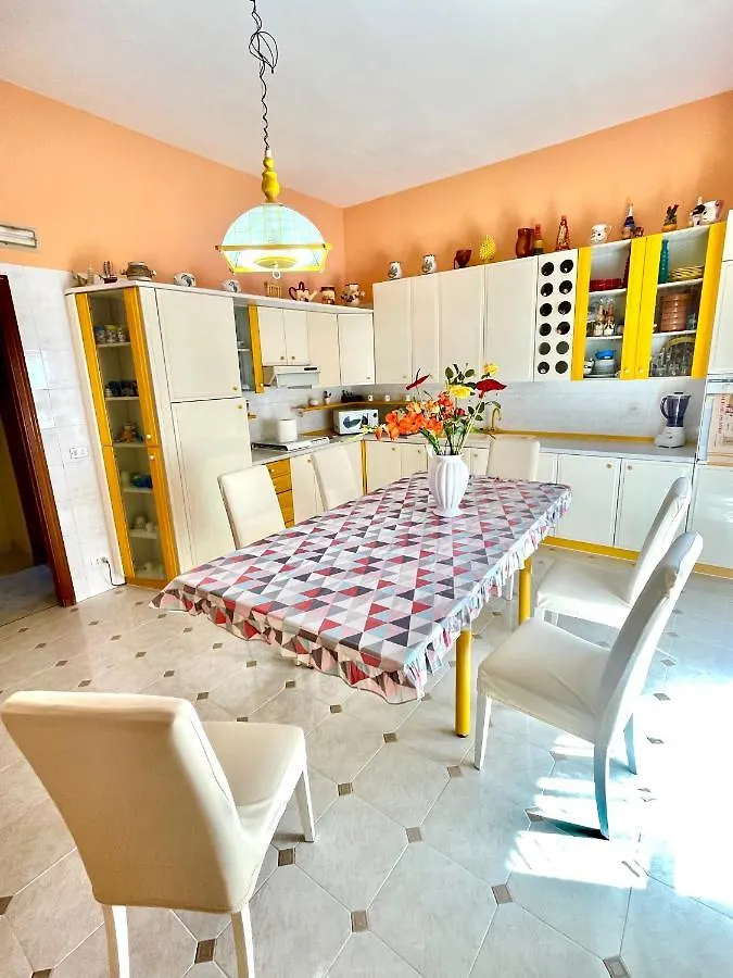 شقة Villa Santa Barbara أفولا