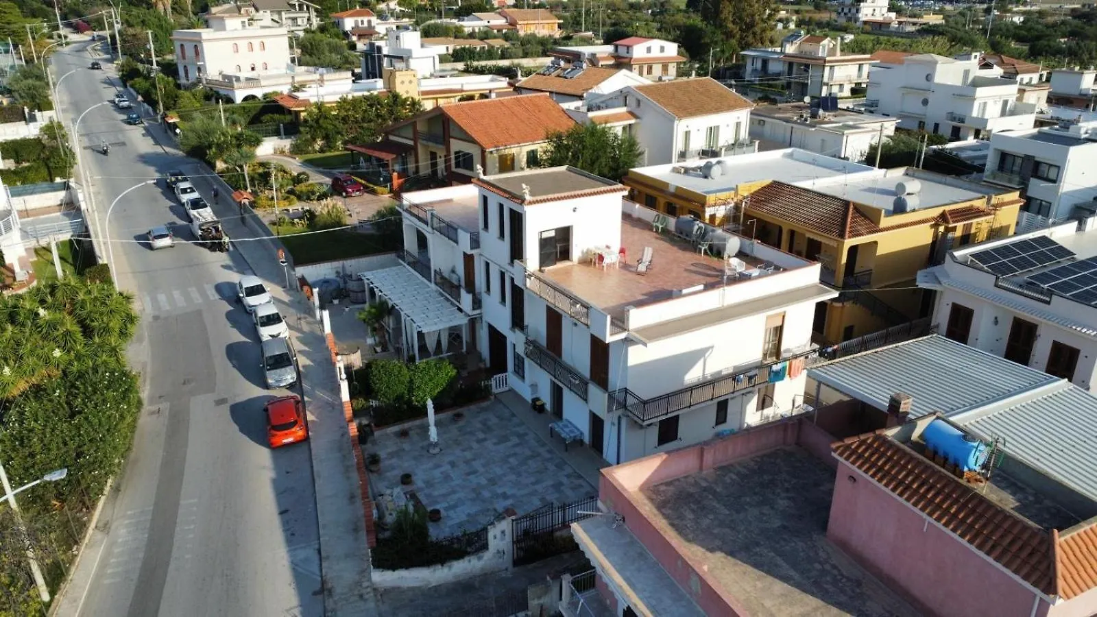 Villa Santa Barbara أفولا 0*,