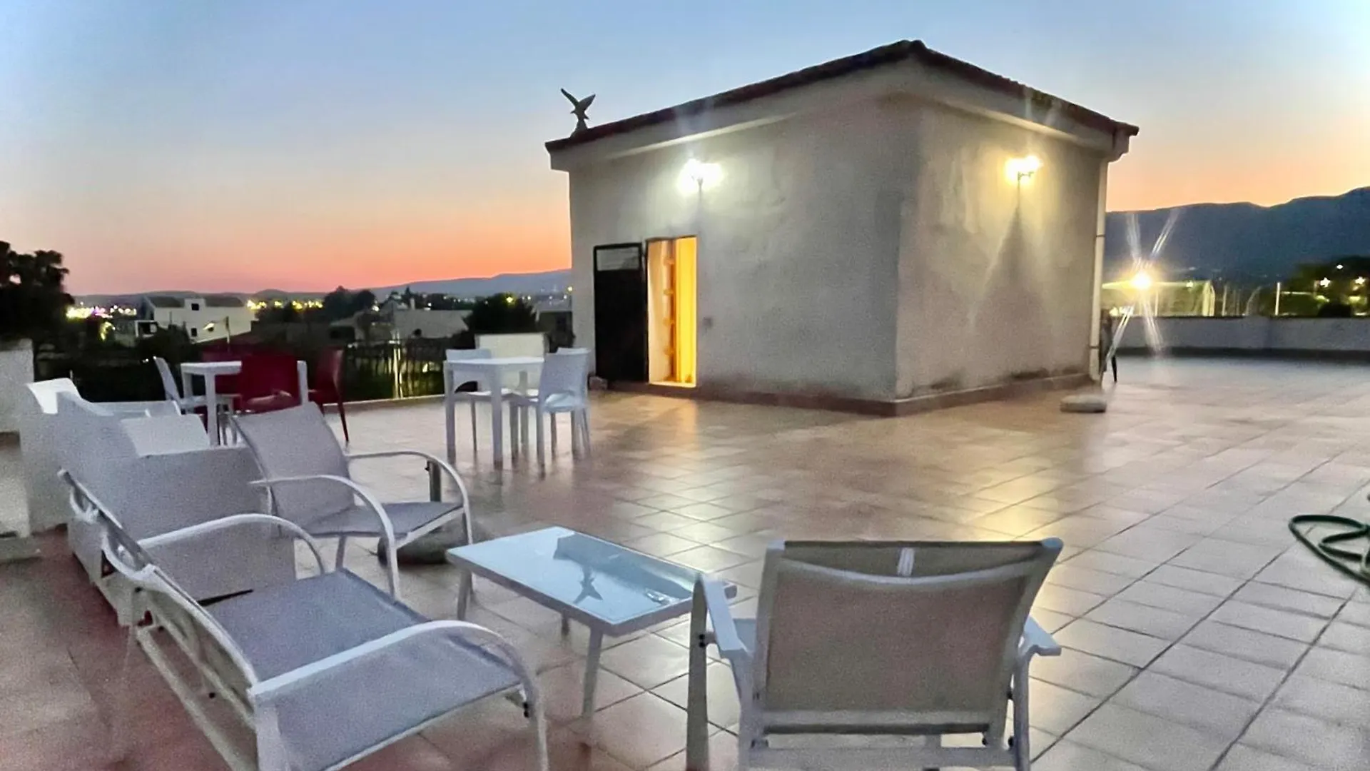 Villa Santa Barbara Avola Daire